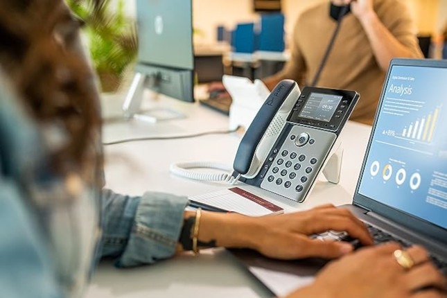 polycom-edge-e220-3